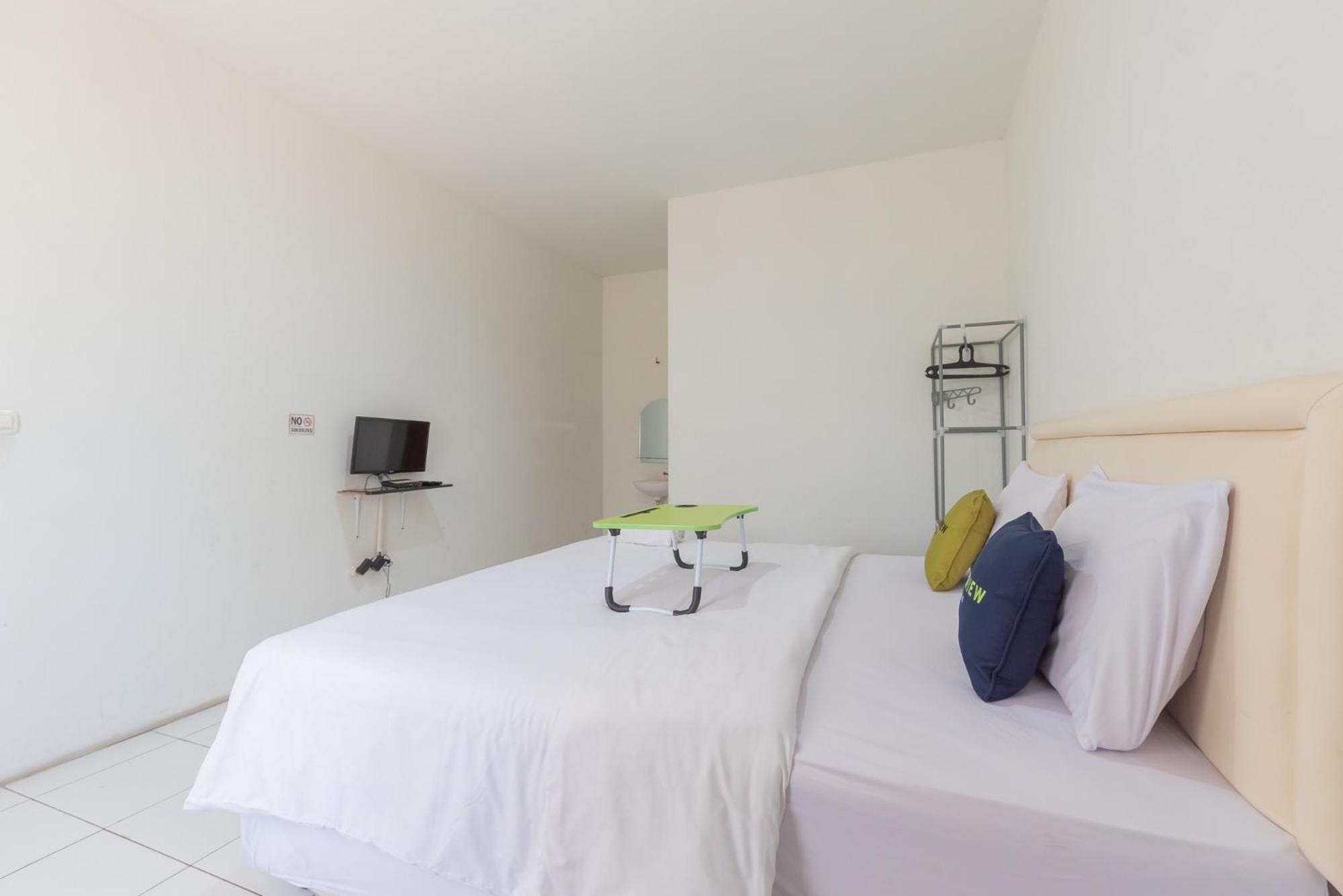 Hotel Rossan 4 Near Pasar Redpartner 3*
